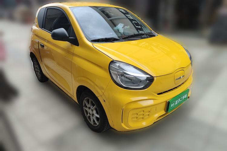 Used Roewe Clever 2022 311km QiQi BoBo Edition Front Right 45 Deg