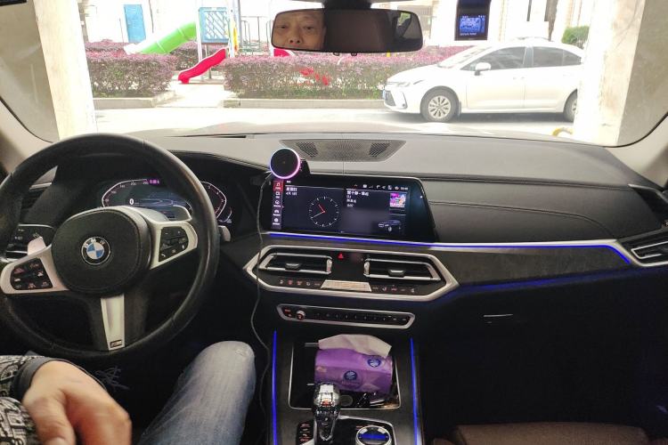 Used BMW X5 2019 xDrive40i Luxury Model with M Sport Package
