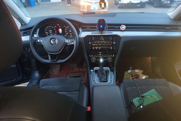 Used Volkswagen Variant 2018 380TSI Two-Wheel Drive Comfort Edition Interior 2