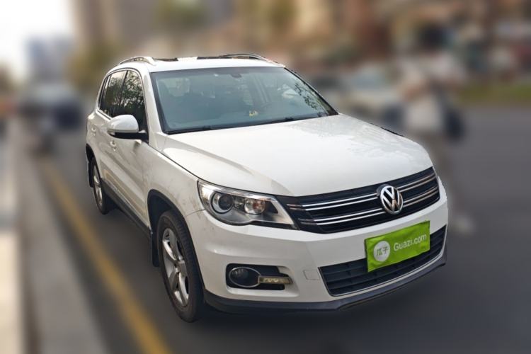 Used Volkswagen Tiguan 2012 1.8TSI Automatic Two-Wheel Drive Elite Edition Front Right 45 Deg
