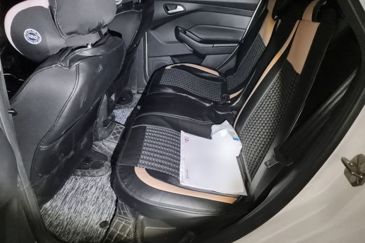 Used Ford Focus 2015 Sedan EcoBoost 125 Automatic Supreme Style Edition