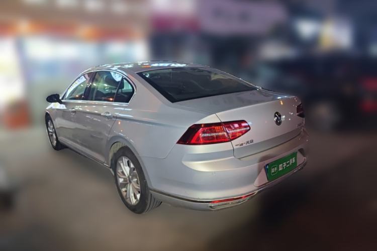 Used Volkswagen Magotan 2017 330TSI DSG Luxury Model