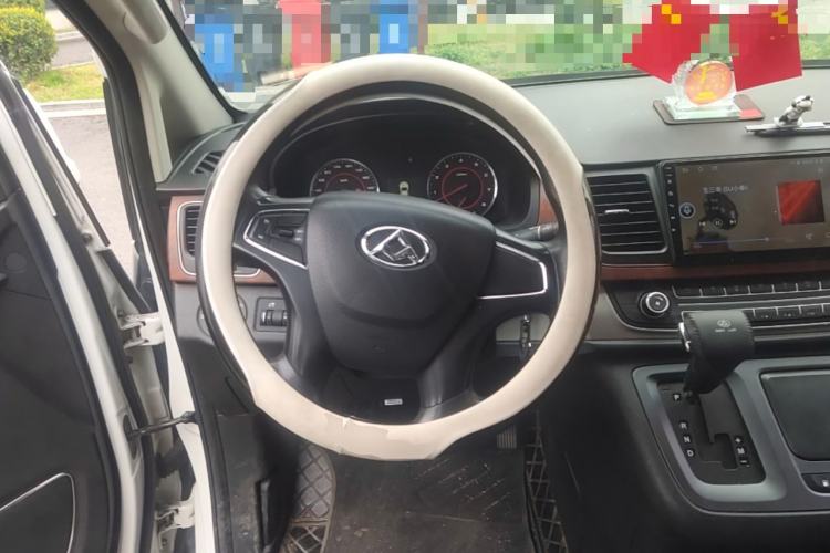 Used SAIC MAXUS G10 2016 2.0T Automatic Elite Edition
