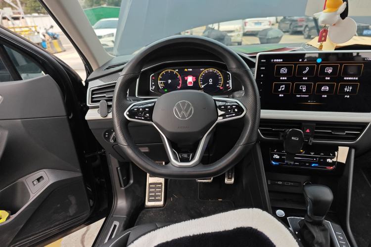 Used Volkswagen Tiguan L 2023 330TSI Automatic Two-Wheel Drive R-Line Enjoyment Edition Steering Wheel