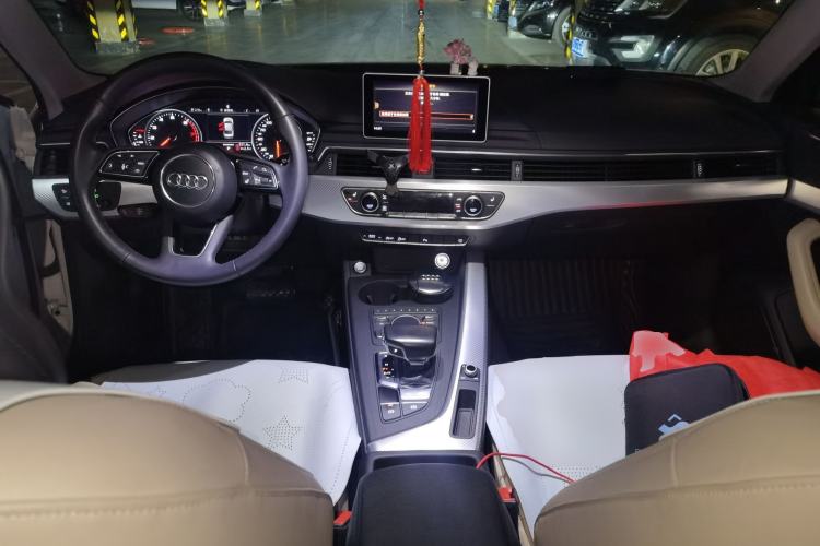 Used Audi A4L 2017 40 TFSI Fashion Model
