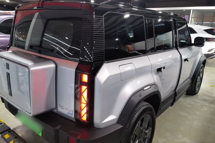 Used iCAR 03 2024 401km Range Two-Wheel Drive Standard Yuechao Version Exterior 5