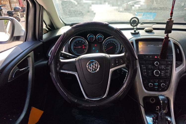 Used Buick GT 2014 XT 1.6L Automatic Fashion Edition
