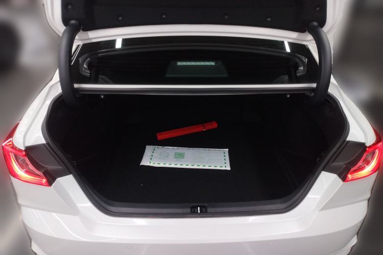 Used Toyota Camry 2024 Dual-Motor 2.0 HG Premium Edition Trunk