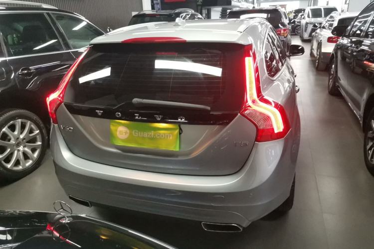 Used Volvo V60 2014 T5 Zhiya Edition