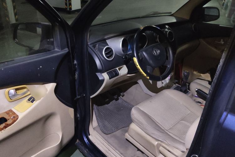 Used CHANGAN KAICHENG Ounuo S 2012 1.3L Standard Version Driver Seat