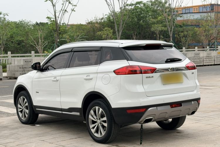 Used Geely Auto Emgrand X7 Sport 2016 1.8TD Automatic Smart Connectivity Version Exterior 2