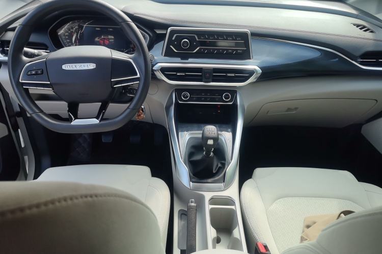 Used SAIC MAXUS G50 2022 1.5T Manual Touring A

