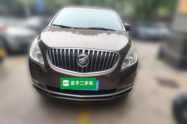 Used Buick GL8 2015 2.4L Luxury Business Premium Edition
