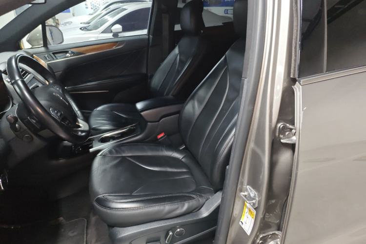 Used Lincoln MKC 2017 2.0T Two-Wheel-Drive Luxury Edition