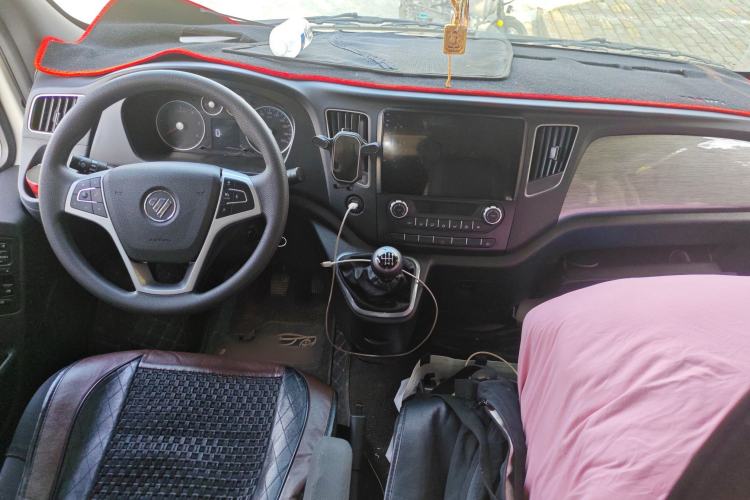 Used Foton Toano 2024 Joy Elephant Multi-Function Model Cummins 2.8T Manual Long Wheelbase Ultra-High Roof with Rear Dual Tires and 7 Seating Capacity Center Console