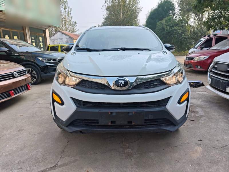 Used BYD Yuan 2017 1.5L Manual with Panoramic Sunroof — 2