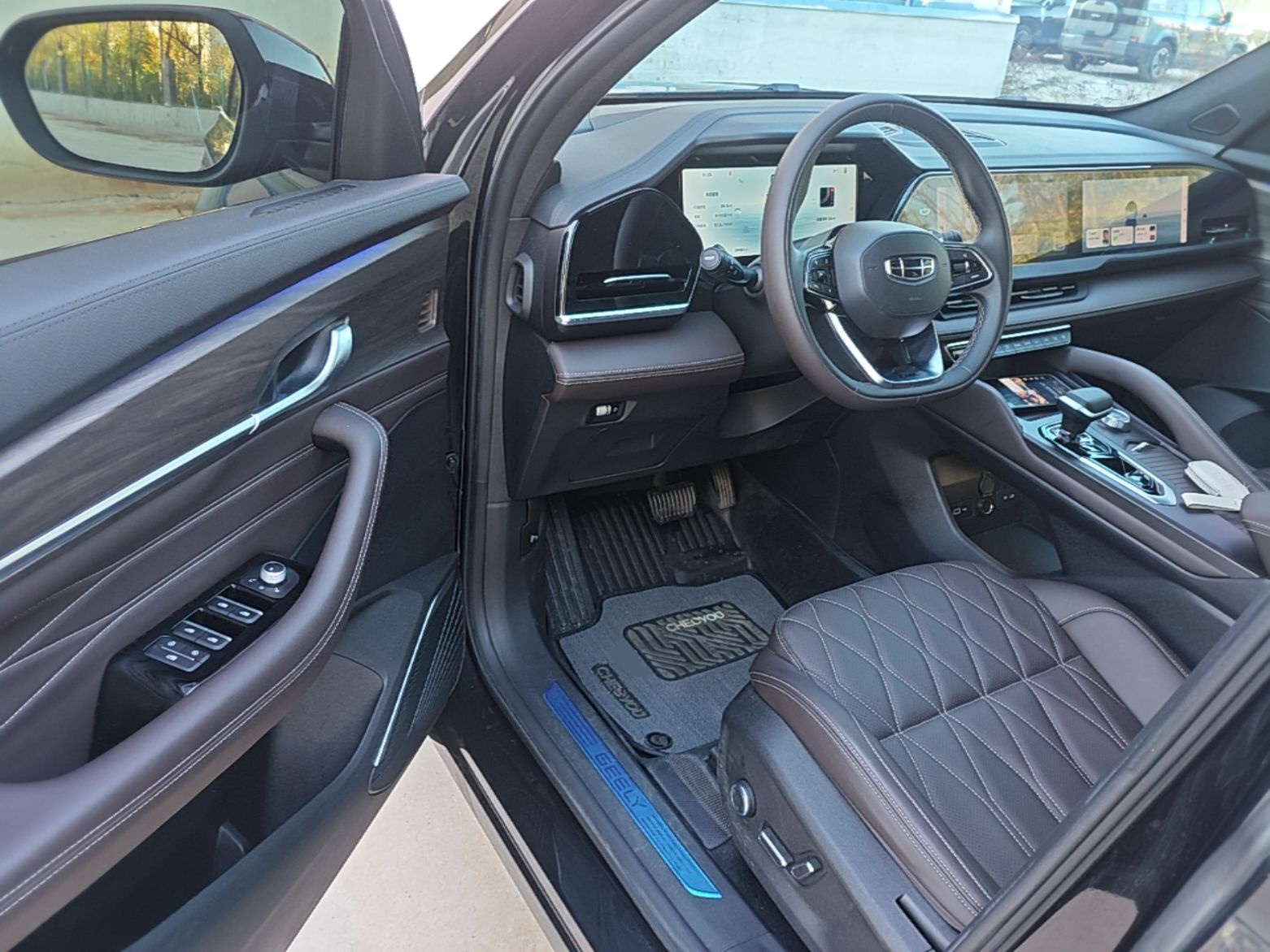 Geely Auto Monjaro L 2025 2.0TD Automatic Xingyun Version — снимка 18