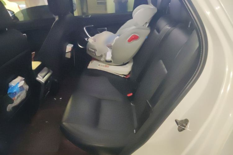 Used Land Rover Discovery Sport 2018 240 PS SE Version
