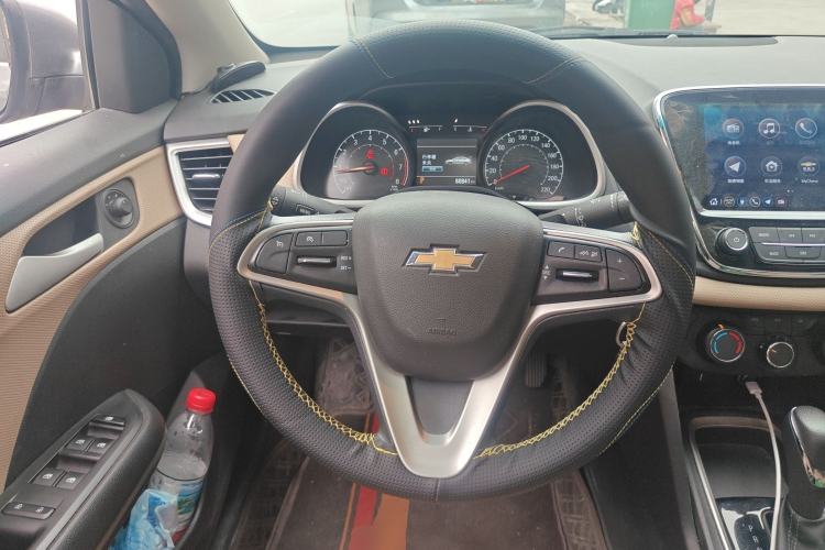 Used Chevrolet Monza 2022 320 Automatic Enjoyment Sunroof Version Steering Wheel