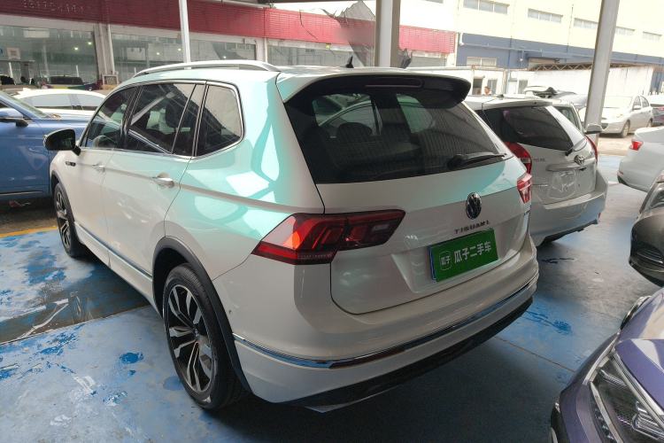 Used Volkswagen Tiguan L 2021 330TSI Automatic Two-Wheel Drive R-Line Enhanced Edition
