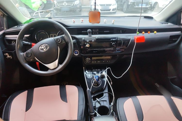 Used Toyota Levin 2016 Dual-Engine 1.8H GS E-CVT Elite Model with Sunroof Center Console