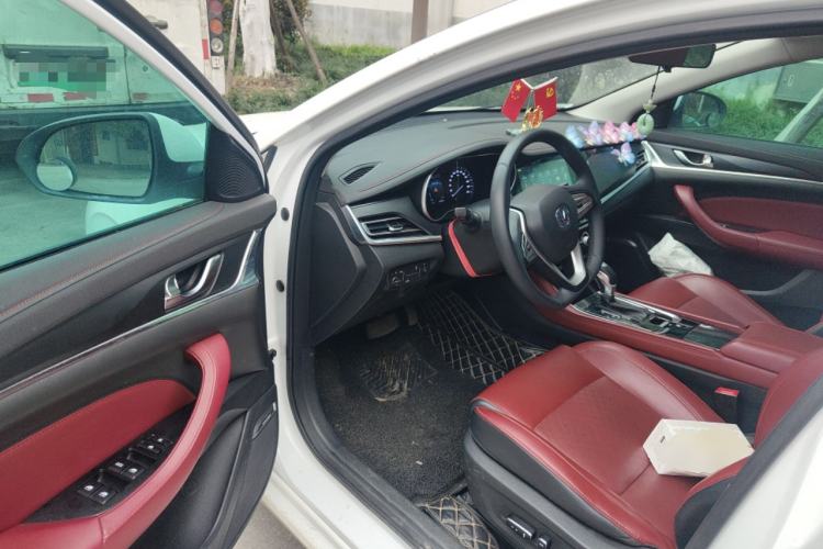 Used Changan Eado 2019 Blue Whale Edition 280T GDI DCT High-Speed Model