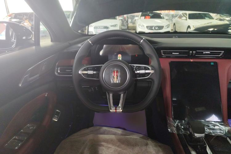 Used Hongqi H5 2025 Model 1.5T DCT Xuan Ying 2 Million Units Commemorative Edition Steering Wheel