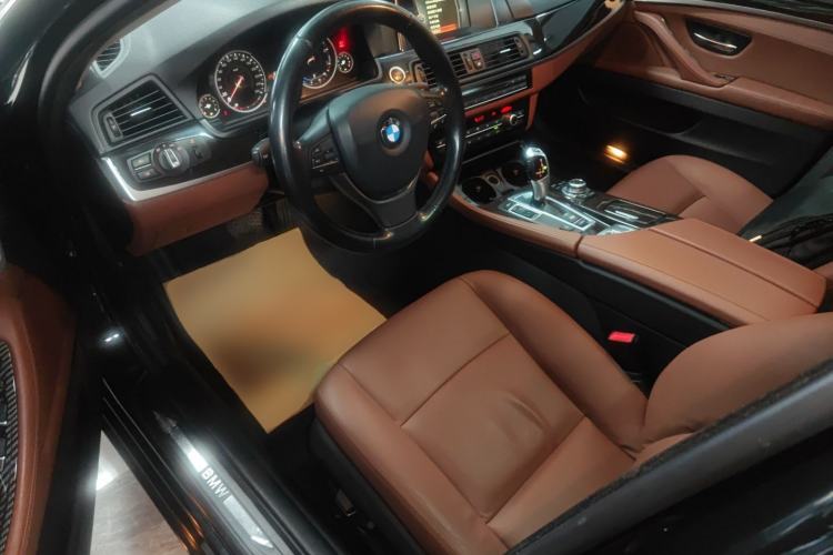 Used BMW 5 Series 2017 525Li Leading Model Left Front Seat