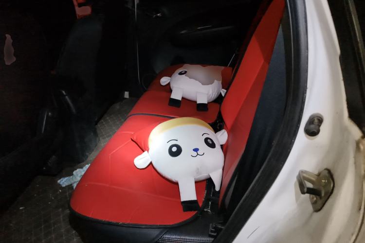 Used FORTHING Joyear X5 2013 1.6L Manual Luxury Model China IV Standard
