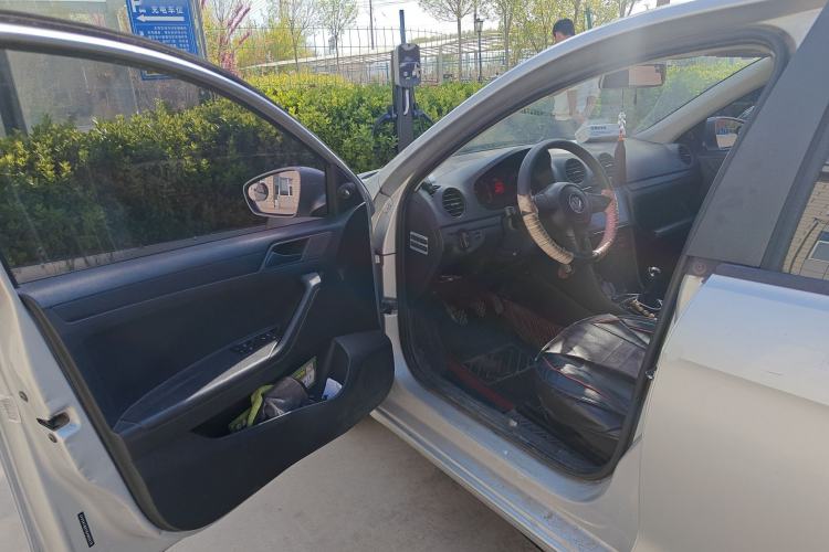 Used Volkswagen Jetta 2013 1.6L Manual Fashion Edition Driver Seat