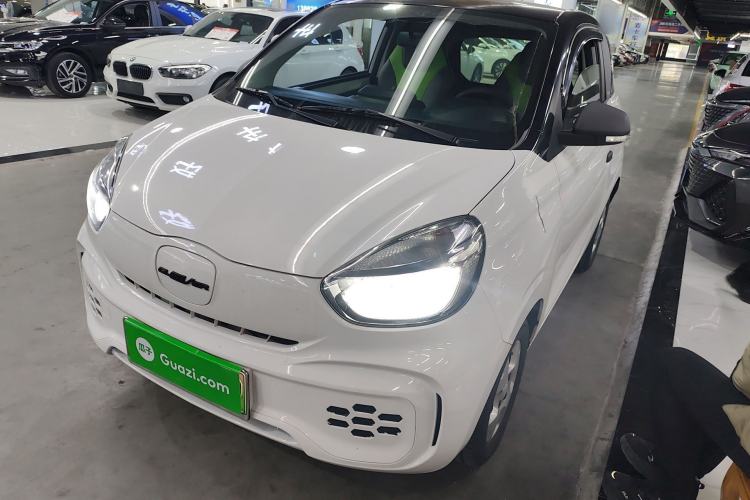 Used Roewe Clever 2021 302 km New Four-Seater Super-Efficient Version