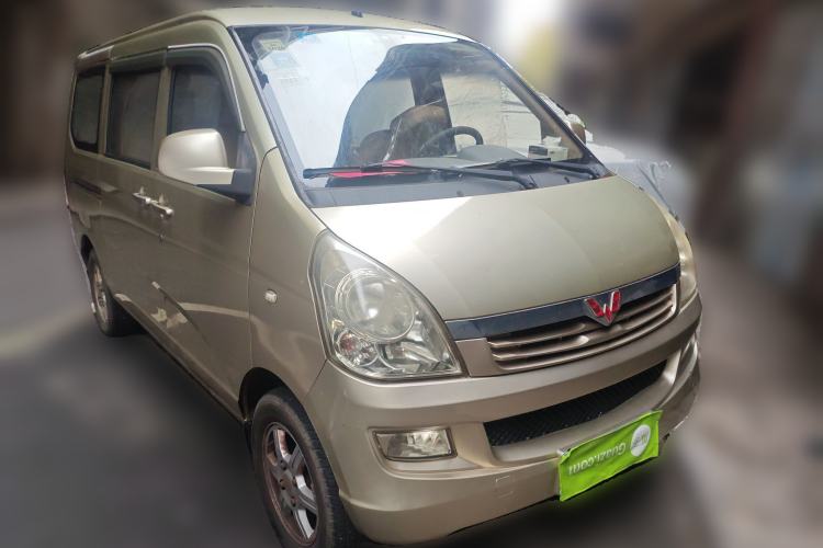 Used Wuling Rongguang 2014 1.2L S Standard Model