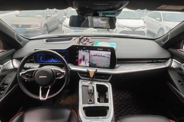 Used Haval XY 2022 1.5T Smart Edition Center Console