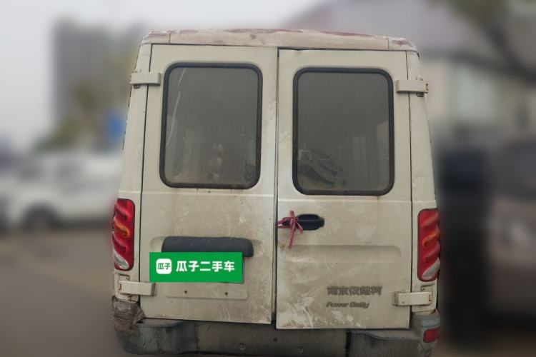 Used Iveco Power Daily 2017 2.5T Classic A32 Mid-Roof 6-7 Seater Bus 47Z5