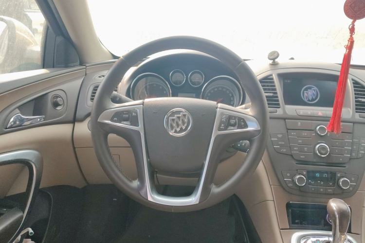 Used Buick Regal 2011 2.4L SIDI Elite Edition Steering Wheel