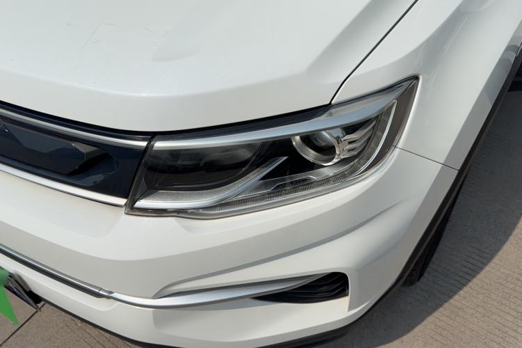 Used CHANGAN CS35PLUS 2019 1.6L Manual Chuanlian Edition Left Front Headlight