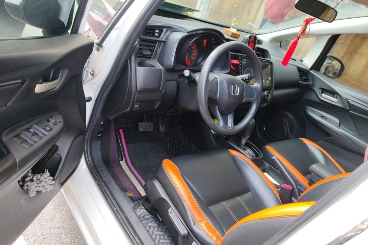 Used Honda Fit 2014 1.5L SE CVT Fashion Model