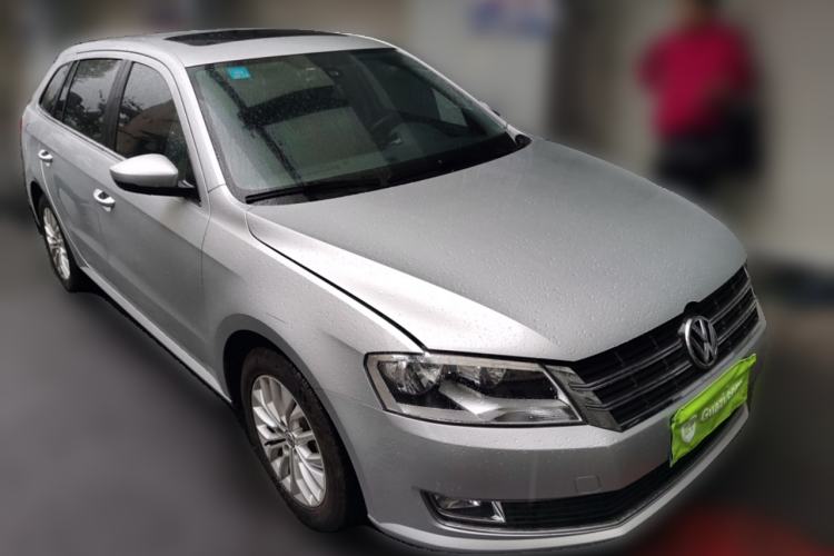 Used Volkswagen Gran Lavida 2013 1.6L Automatic Luxury Model
