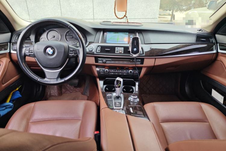 Used BMW 5 Series 2017 525Li Leading Model