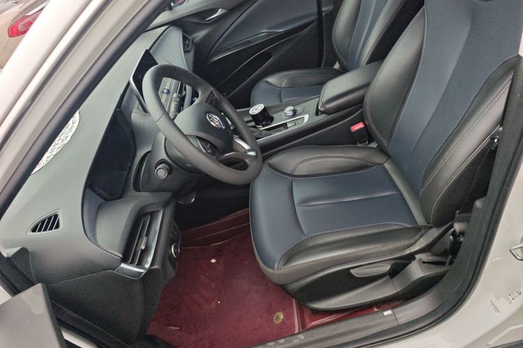 Used Buick Velite 6 2022 Plug-in Hybrid Connected & Shared Model Left Front Seat