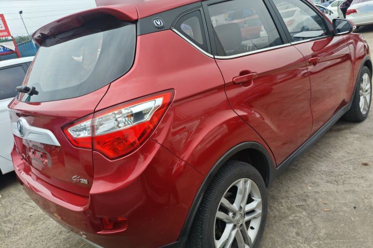Used CHANGAN CS35 2016 1.6L Automatic Luxury Model China V Standard