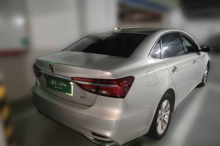 Used Roewe i6 New Energy 2017 45T Hybrid Connect & Smart Enjoyment Edition
