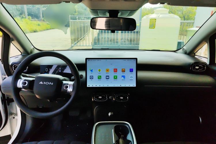 Used AION UT 2025 330 Starlight Edition
