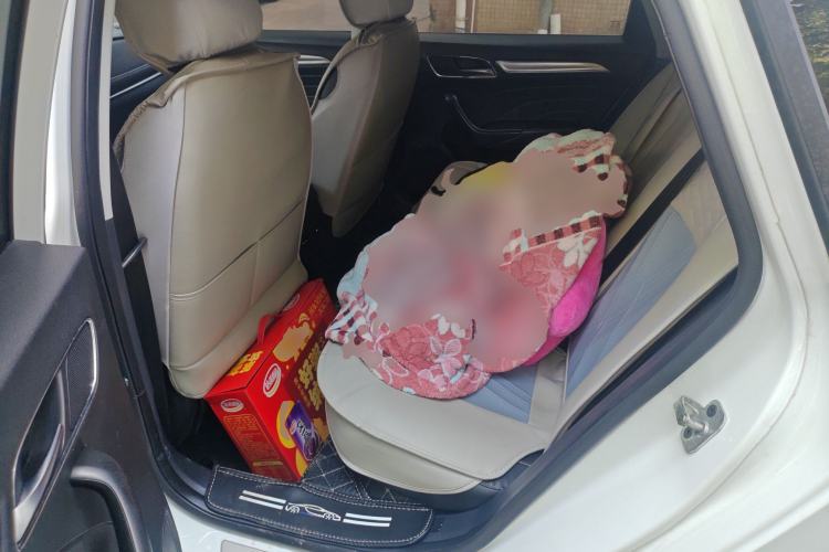 Used Roewe i6 2018 20T Automatic Internet ZhiZun Edition