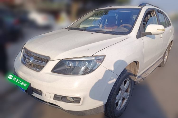 Used BYD S6 2014 2.0L Manual Luxury 5-Seater