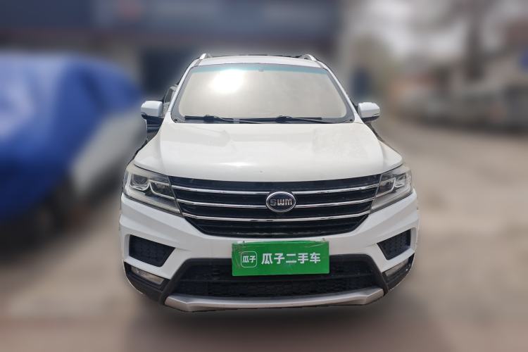 Used SWM X3 2017 1.6L Manual Fashion Model
