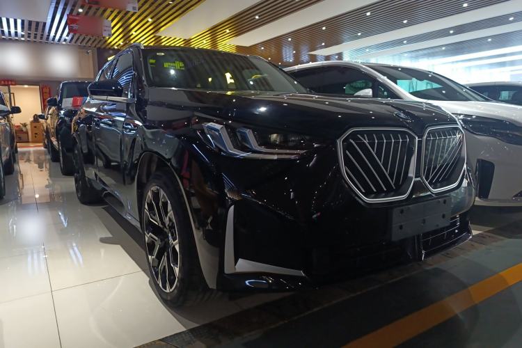 Used BMW X3 2025 xDrive30L Luxury Edition M Sport Package Exterior 1