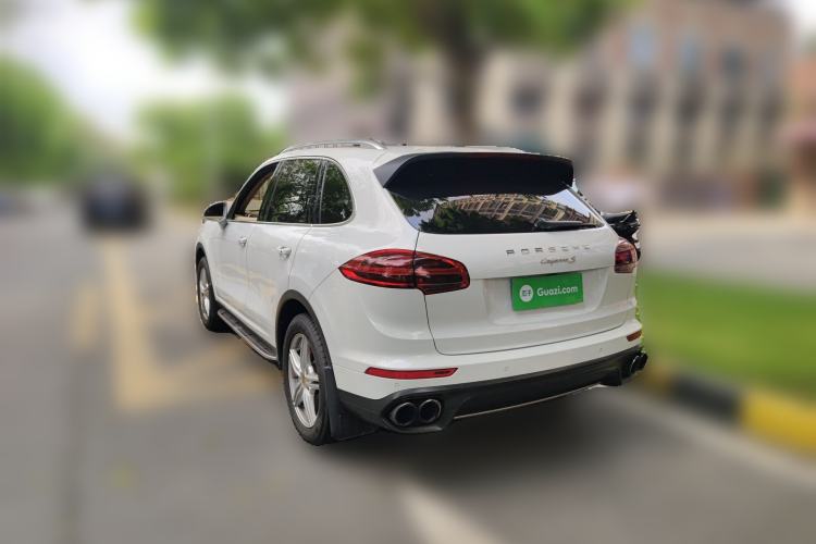 Used Porsche Cayenne 2016 Cayenne Platinum Edition 3.0T Rear Left 45 Deg