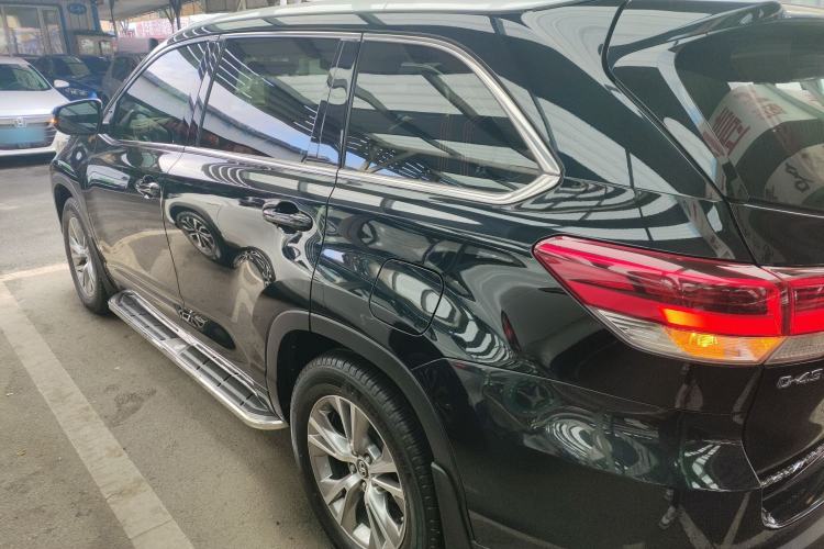 Used Toyota Highlander 2018 2.0T Four-Wheel Drive Elite Edition 7 Seats China VI Standard
