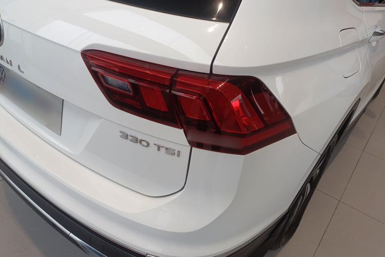 Used Volkswagen Tiguan L 2022 330TSI Automatic Two-Wheel Drive Smart Edition